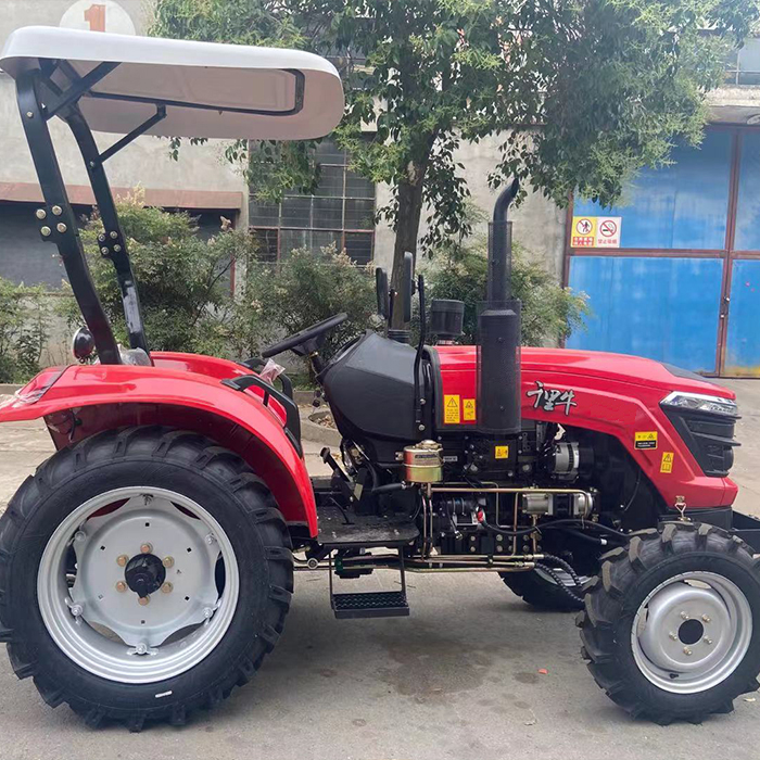 Petit tracteur de jardin 25HP avec herse, offre spéciale