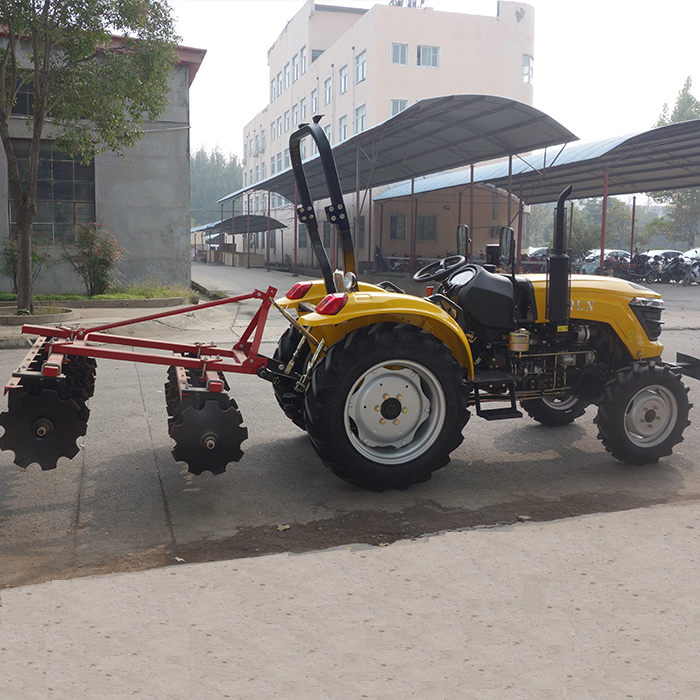 Petit tracteur de jardin 25HP avec herse, offre spéciale